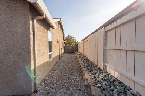 996 Savona Ct, Redding, CA 96003 photo 54