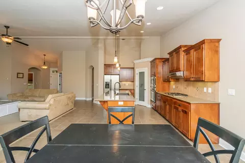 996 Savona Ct, Redding, CA 96003 photo 24