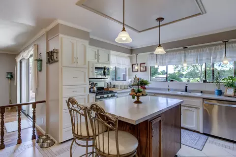6250 Riverside Dr, Redding, CA 96001 photo 8