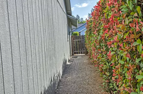 242 Yolla Bolly Trl, Redding, CA 96003 photo 29