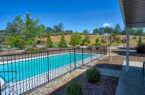 242 Yolla Bolly Trl, Redding, CA 96003 photo 31