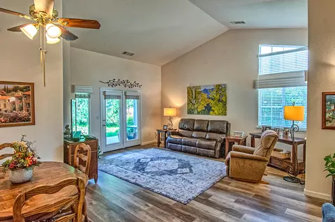 242 Yolla Bolly Trl, Redding, CA 96003 photo 6
