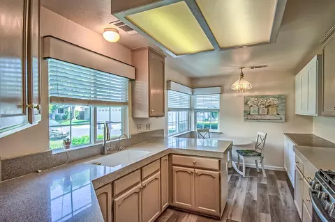 242 Yolla Bolly Trl, Redding, CA 96003 photo 9