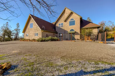 13871 Bear Cub Ct, Redding, CA 96003 photo 70