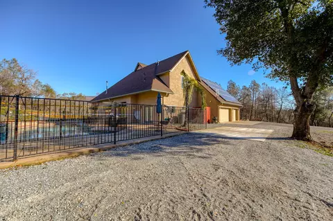 13871 Bear Cub Ct, Redding, CA 96003 photo 65