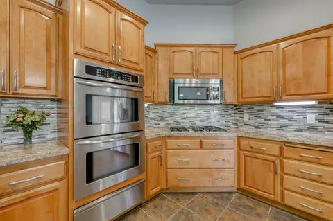 13871 Bear Cub Ct, Redding, CA 96003 photo 22