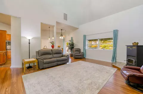 13871 Bear Cub Ct, Redding, CA 96003 photo 14