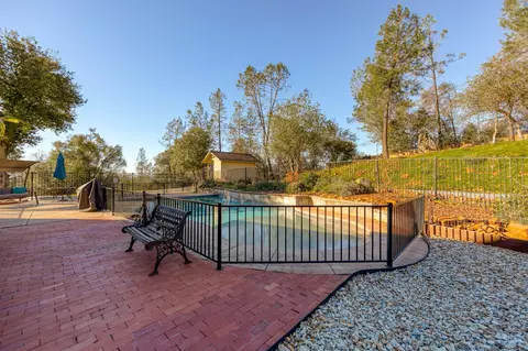 13871 Bear Cub Ct, Redding, CA 96003 photo 63