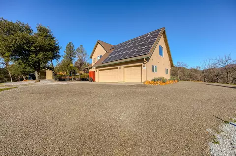 13871 Bear Cub Ct, Redding, CA 96003 photo 7