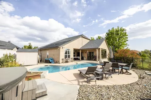 2012 Maudray Way, Redding, CA 96003 photo 32