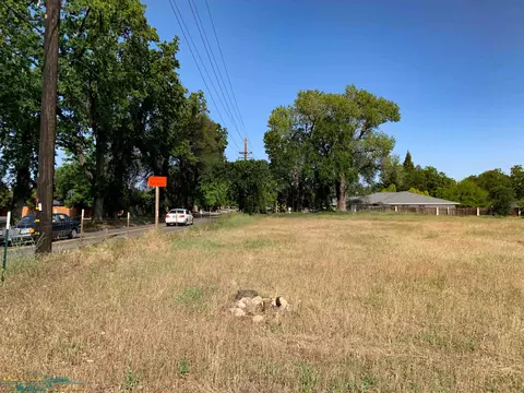 2431 Girvan Rd, Redding, CA 96001 photo 13
