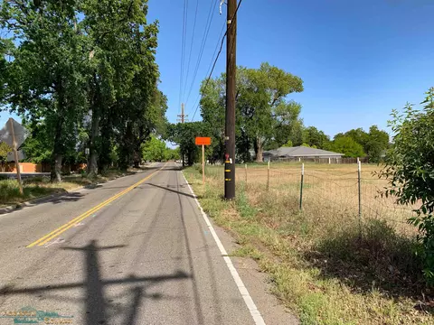 2431 Girvan Rd, Redding, CA 96001 photo 14