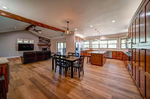 15890 Cindee, Redding, CA 96001 photo 14