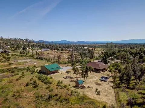 15890 Cindee, Redding, CA 96001 photo 4