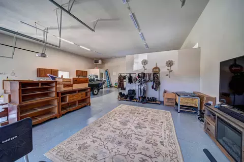15890 Cindee, Redding, CA 96001 photo 34