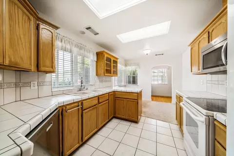 418 Yolla Bolly Trl, Redding, CA 96003 photo 7