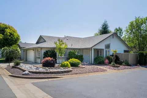 418 Yolla Bolly Trl, Redding, CA 96003 photo 2