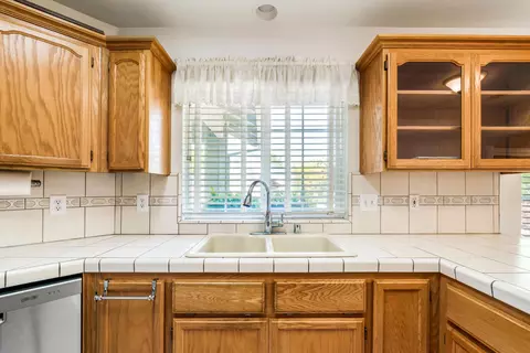 418 Yolla Bolly Trl, Redding, CA 96003 photo 8