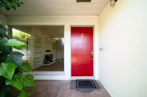 672 State St, Redding, CA 96001 photo 2