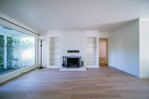 672 State St, Redding, CA 96001 photo 4