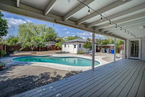 2234 Crestview Ave, Redding, CA 96001 photo 4