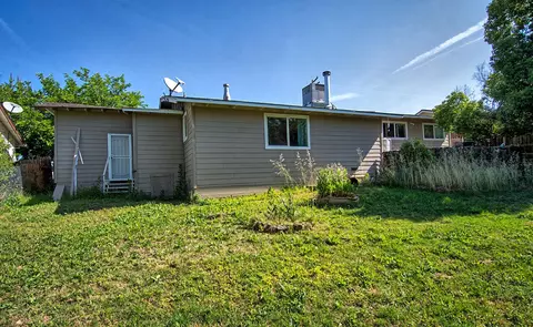 1861 Riviera Dr, Redding, CA 96001 photo 37