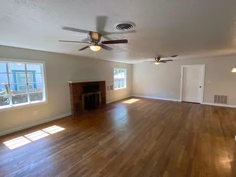 1050 Walnut St, Red Bluff, CA 96080 photo 10