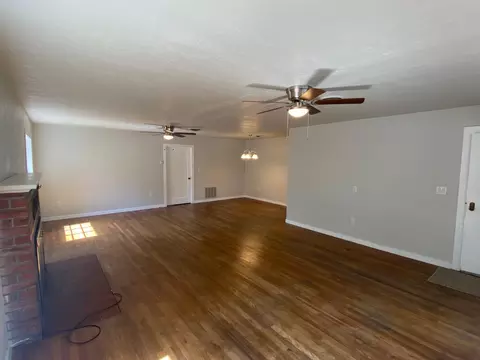 1050 Walnut St, Red Bluff, CA 96080 photo 9