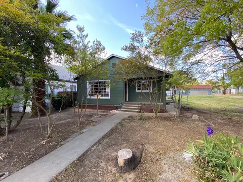 1050 Walnut St, Red Bluff, CA 96080 photo 1
