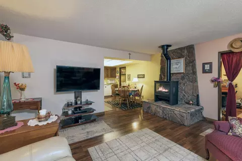 30982 Thumper Dr, Shingletown, CA 96088 photo 3