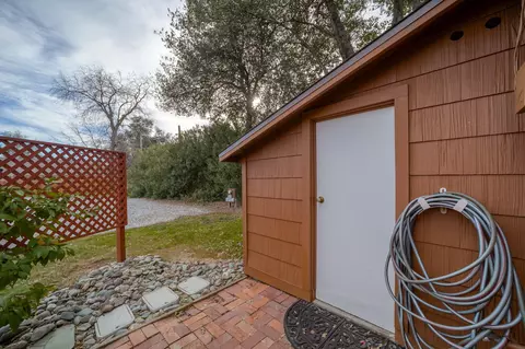 1051 Dusty Ln, Redding, CA 96002 photo 38