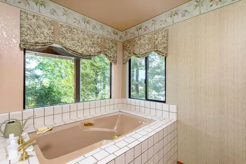 6024 Gleneagles Ct, Redding, CA 96003 photo 18