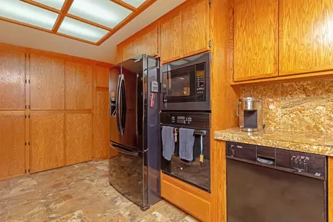 6024 Gleneagles Ct, Redding, CA 96003 photo 12