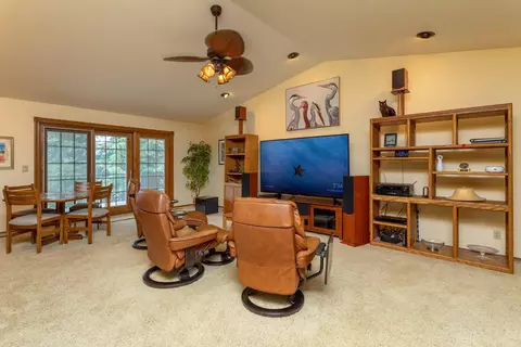 6024 Gleneagles Ct, Redding, CA 96003 photo 7