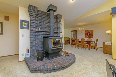 6024 Gleneagles Ct, Redding, CA 96003 photo 8