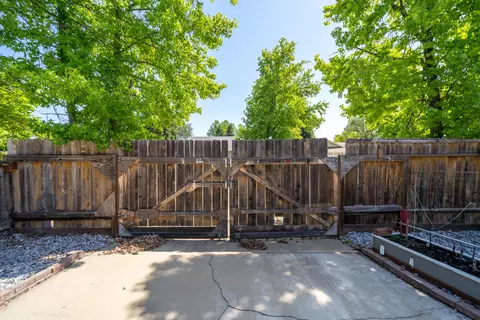 2564 Atrium Way, Redding, CA 96003 photo 56