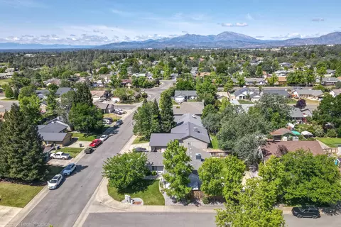 2564 Atrium Way, Redding, CA 96003 photo 36