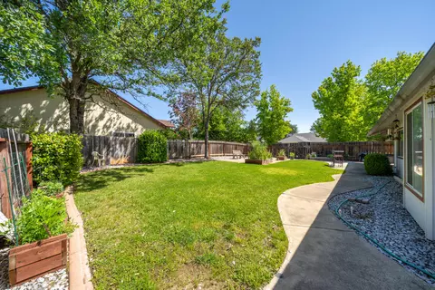 2564 Atrium Way, Redding, CA 96003 photo 50
