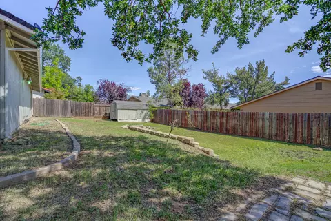 2737 Camulos Way, Redding, CA 96002 photo 22