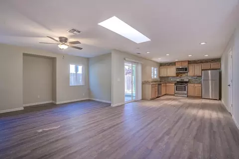 2737 Camulos Way, Redding, CA 96002 photo 4