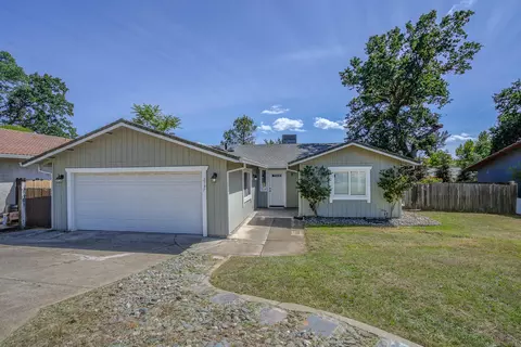 2737 Camulos Way, Redding, CA 96002 photo 1
