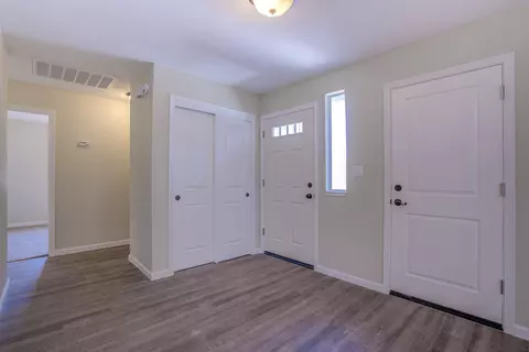 2737 Camulos Way, Redding, CA 96002 photo 3