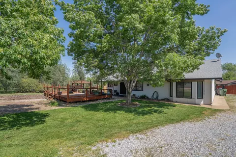 1718 Sterling Dr, Redding, CA 96003 photo 10