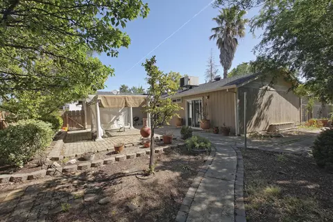 1829 Strauss, Redding, CA 96003 photo 21