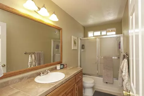 1829 Strauss, Redding, CA 96003 photo 18