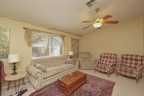 1829 Strauss, Redding, CA 96003 photo 4