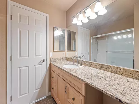 857 Mission Sierra Ct, Redding, CA 96003 photo 9