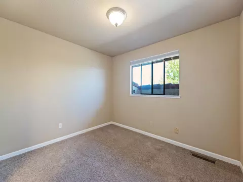 857 Mission Sierra Ct, Redding, CA 96003 photo 10