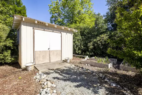 1151 Dusty Ln, Redding, CA 96002 photo 35