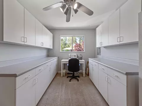 1151 Dusty Ln, Redding, CA 96002 photo 9